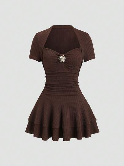 Sweetra French Retro Commuter Pleated Bust Short Sleeve Cake Mini Skirt Sexy Cinched Waist A-Line Vacation Dress For Women, Spring/Summer/Autumn