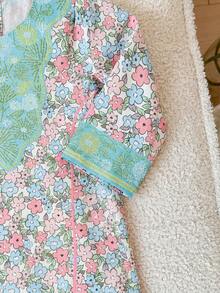 SHEIN Gaun Bayi Perempuan Motif Bunga A-Line Model A-Line Mengembang, Gaya Liburan, Bahan Poliester Warna-warni, Anak-anak - MultiWarna - View 3