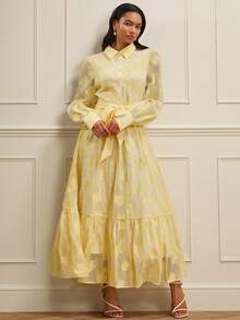 Lilora 优雅高端纯色提花编织翻领前襟纽扣系带腰部蝴蝶结荷叶边下摆灯笼袖连衣裙，适合休闲或半正式场合。 - 鵝黃色 - 查看 9
