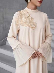 Al Najma Vestido elegante estilo árabe con mangas abullonadas y adorno floral para mujer, vestidos árabes, modestos - Albaricoque - Ver 3