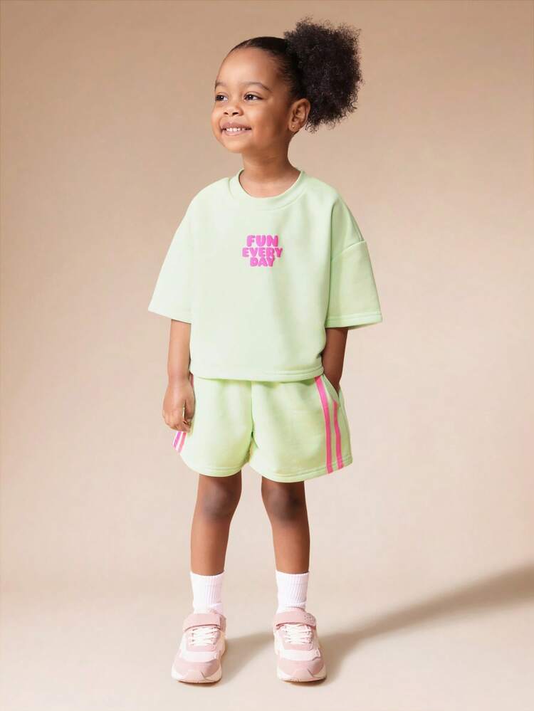 Zestaw T-shirt i spodenki "Fun Every Day"