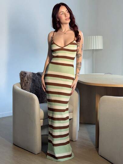 Abrilcols 女士春夏新款针织钩编交叉露背条纹波西米亚连衣裙，优雅度假连衣裙，夏季女装，适合音乐节、锐舞派对、乡村音乐会、夏日派对等场合，也可作为西部牛仔服饰穿着。夏季连衣裙，适合女士穿着，夏季女装，秋冬度假波西米亚风。