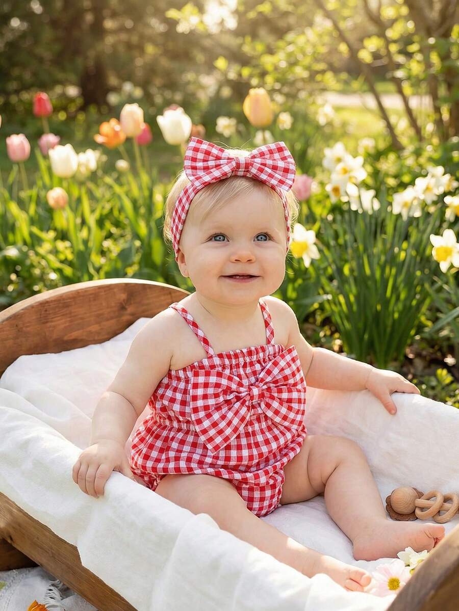 SHEIN Vintaside Kids 2件套女婴时尚可爱条纹露肩连体衣和发带套装，夏季派对 - 紅色 - 查看 1