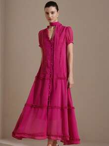 Revavyn Elegantes Maxikleid aus Chiffon mit V-Ausschnitt, Rüschenkante und geraffter Taille, modisches Urlaubsdesign für Frauen - Heißes Pink - Übersicht 4