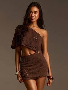 Athîral 女士休闲度假无袖镂空直筒卡其色串珠亮片刺绣迷你连衣裙 - 卡其色 - 查看 1