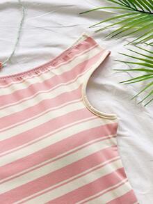 Soleia 女士春夏度假两件套：红白条纹针织不对称露肩短款上衣和超低腰紧身短裤，适合派对、圣诞节、情人节、约会、海滩、邮轮、嘉年华、复活节、中国新年等场合。 - 彩色 - 查看 4