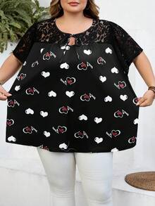 SHEIN CURVE+ Curve 尺码 US22 音乐节、海滨度假、波西米亚风圆领短袖宽松蕾丝拼接T恤，夏季女装 8XL 女装 T恤 - 彩色 - 查看 4