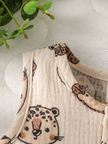 SHEIN Baby Boy Lion Print Half Button Tank Romper - Multicolor - View 3