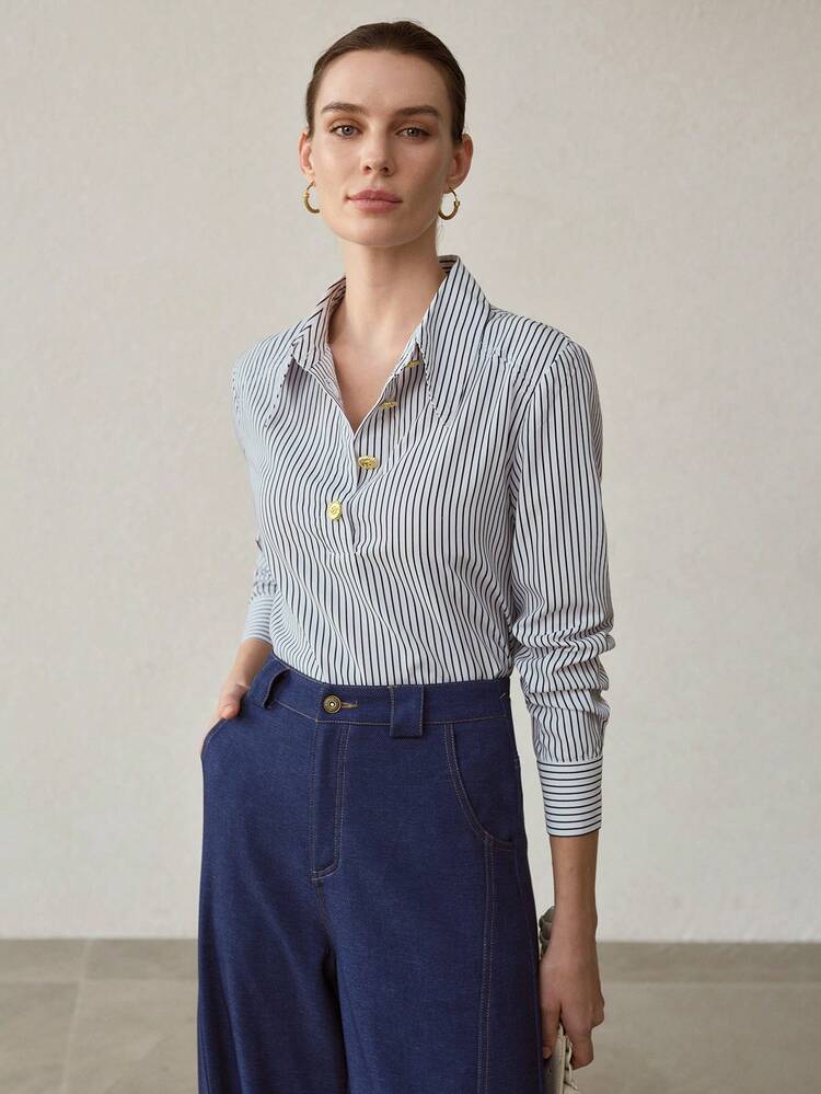 STRIPED PRINT HALF BUTTON SHIRT