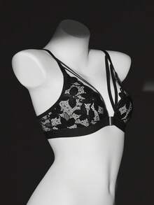 1pc Women Lace Front Closure Wireless Bra - Black - View 5