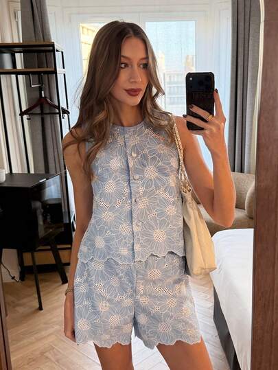 Pariaura Conjunto de camiseta y pantalones cortos elegante de estilo francés para mujer, en color azul claro, con bordado y calado