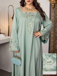 Al Najma Spring/Summer Elegant Square Collar Mesh Patchwork Embroidered Flare Sleeve Dress - Green - View 5