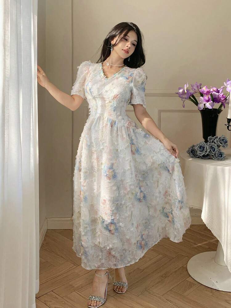 Women's V-Neck Floral Embroidery Pattern Elegant French Style Long Dress For Party Sundress
