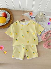 两件套女童休闲柠檬印花T恤和骑行短裤套装，舒适日常穿着，适合春、夏、秋季穿着。 - 彩色 - 查看 4