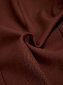 CLARA VERO 女士吊带V领收腰长袖西装外套和修身半裙套装 - 棕色 - 查看 10