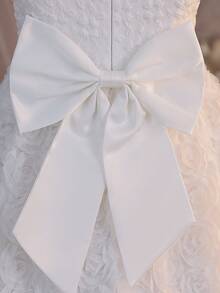 SHEIN Girls' Bowknot Party Dress, Butterfly Fabric Texture, Elegant Flower Girl Bridesmaid Sweet A-Line Dress - White - View 4