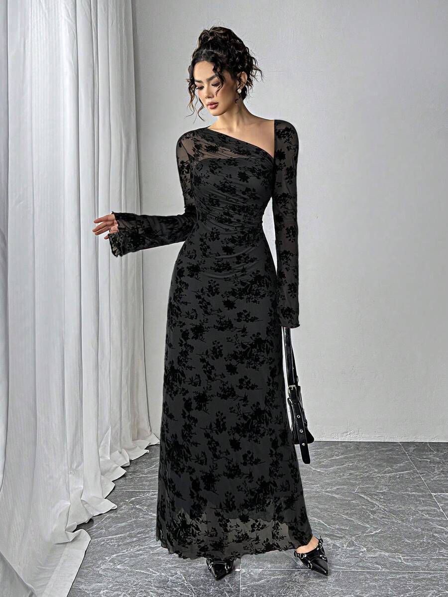 Siren Gaze French-Style Luxury Off-The-Shoulder Velvet Long-Sleeve Evening Gown,Retro Black Floral Printed Slim-Fit Autumn Elegant Dining Banquet Formal Dress - Black - View 1