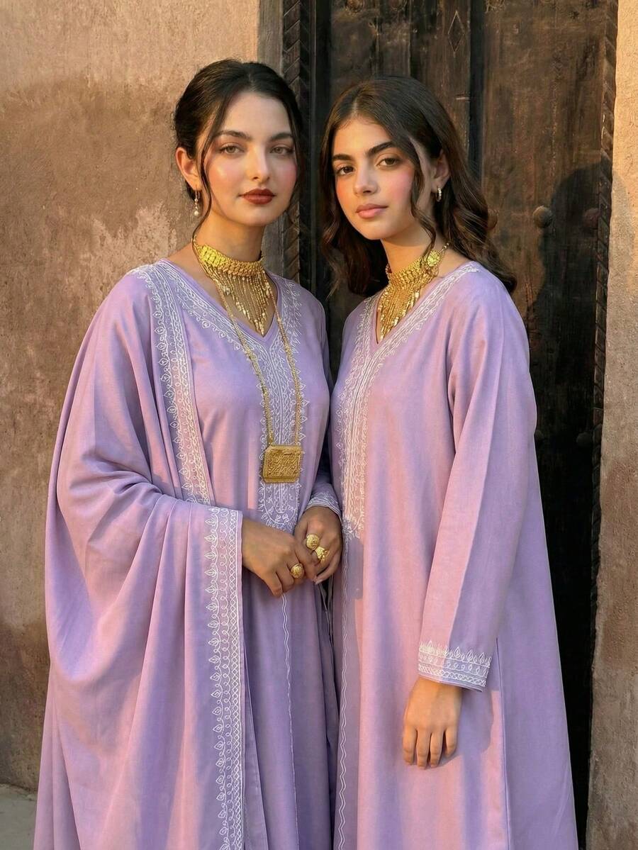 Đầm kiểu Trung Đông in hình cây cỏ dành cho bé gái tuổi teen. Thích hợp cho các buổi đi chơi, tiệc tùng và các dịp khác. Lý tưởng cho mùa thu. - Màu xanh hải quân - Xem 1