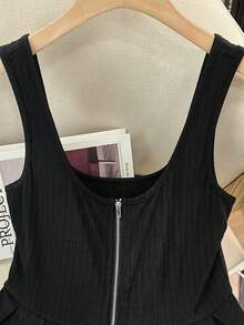 GlowEve Women's Fashion Textured Crew Neck Metal Zipper Elegant Romantic Casual Daily Commute Dinner Vest, Spring/Summer - Black - View 5