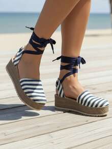 Platform Espadrilles With Ankle Straps In Beige, Black And Blue: Versatility, Freshness And Style For Spring-Summer - Blue and White - View 4