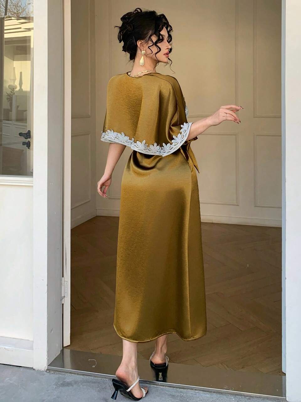 Women's Lace Patchwork Color Block Belted Elegant Long Dress