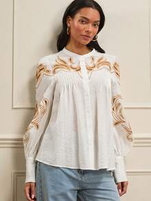 Lilora 女士圆领插肩长袖褶裥宽松前襟纽扣衬衫 - 杏色 - 查看 3