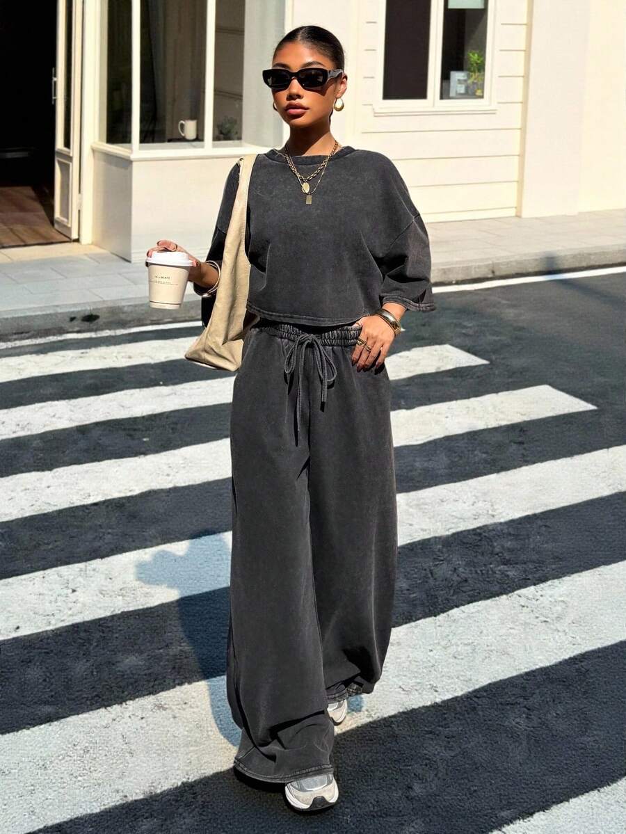 Muchica 女士复古水洗雪花印花圆领T恤和长裤套装，夏季 - 黑色 - 查看 1