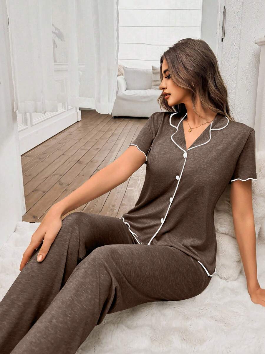 SHEIN Women's Classic Simple Brown V-Neck Short Sleeve Top And Pants Loungewear Set, Casual Everyday Sleepwear - Brown - View 1