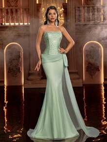 Glamrae Elegant Fashionable Green Knitted Elastic Off-Shoulder Heavy Rhinestone Bandeau Bodycon Flared Hem Dress, Suitable For Banquet, Business Events, Wedding Guest And Other Occasions - Green - View 5