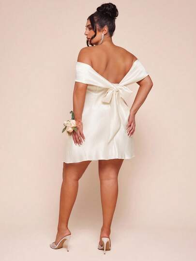 SHEIN BAE Plus Size Apricot & White Satin A-Line Sleeveless Off-Shoulder Elegant Dress,Summer Dresses For Women,Easter Dress Women,Elegant Dresses For Party,Beach Outfits For Women,Beach Outfits,Wedding Guest Dress For Women,Graduation Outfit For Mother,Casual Women's Dresses,Vacation Outfits Women,Summer Holiday Outfits,Y2K,Ruffle Dress,Ruffle Skirt ,Floral Dresses For Women,Green Dress,Dress Plus Size Women,Western Outfits For Women,Going Out ,Birthday Dresses For Women,St Patricks Day Women,Country Concert Outfit,Cowgirl Outfits For Women,Champagne-Colored Cocktail Dress