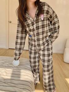 Dazy Plus Conjunto de pijama de camisa de manga larga holgada con parche de dibujos animados a cuadros y pantalón , primavera/otoño - Caqui - Ver 4