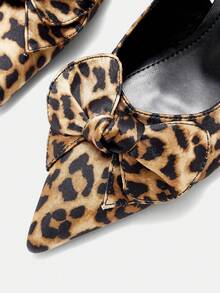 CUCCOO CURVES Women Wide Fit Pumps - Multicolor - View 5