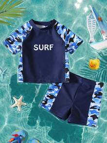 SHEIN Bộ đồ bơi 2 món/bộ áo thun cổ tròn tay ngắn in chữ họa tiết rằn ri và quần short thoải mái cho bé trai - Nhiều màu - Xem 10