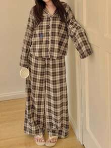 Dazy Plus Conjunto de pijama de camisa de manga larga holgada con parche de dibujos animados a cuadros y pantalón , primavera/otoño - Caqui - Ver 2