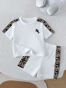 SHEIN 2pcs/Set Unisex Baby Boy/Girl Casual Colorblock Short Sleeve T-Shirt And Shorts Set, Spring/Summer Baby Clothes, Outfits, Streetwear - White - View 3