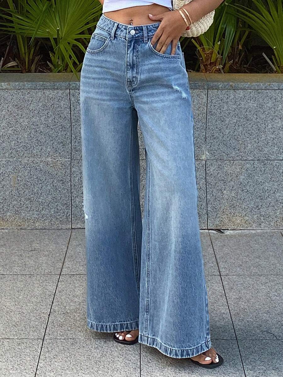 DAZY 女士常规腰围宽松直筒休闲牛仔裤 - 中等水洗藍 - 查看 1