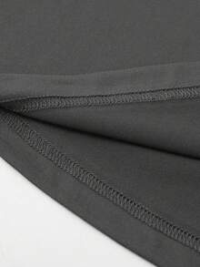 Manfinity Homme Men's Minimalist Graphic Print Round Neck Short Sleeve T-Shirt - Dark Grey - View 6