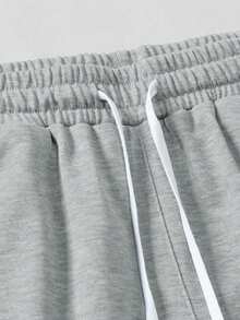 Manfinity EMRG Men's Street Style Embroidered Pattern Shorts - Grey - View 4