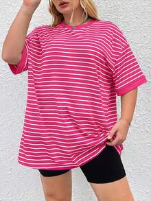 SHEIN CURVE+ 大码女式条纹圆领短袖休闲宽松T恤 - 玫紅色 - 查看 5
