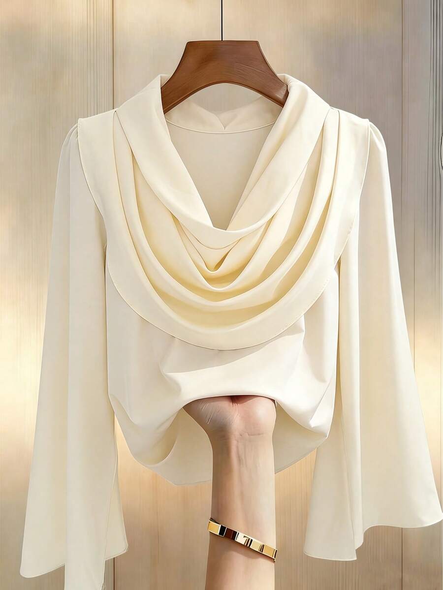 Rafferiza 女士优雅深V领夸张超长开衩喇叭袖杏色衬衫 - 杏色 - 查看 1