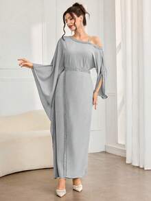 Al Najma Women's Solid Color Oblique Shoulder Long Sleeve Slit Waist Elegant Arabic Dress - Light Grey - View 5