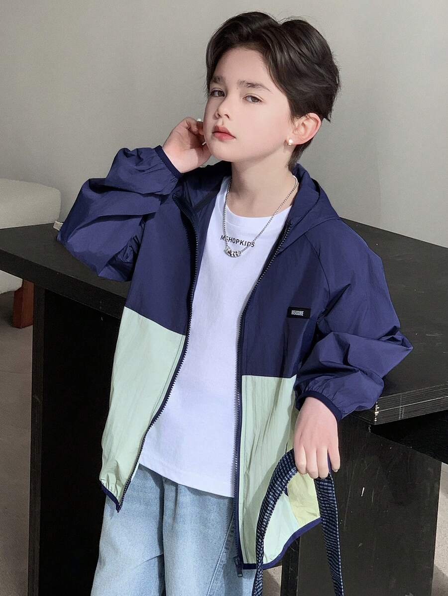 DAZY 青少年男孩字母图案撞色拉链前襟休闲连帽夹克 - 藏蓝色 - 查看 1