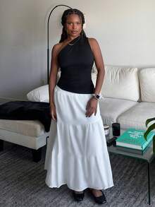 Tyla Gomez 净色荷叶边下摆半身裙 - 白色 - 查看 2