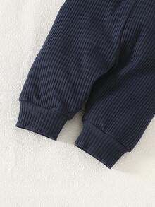 SHEIN 新生男宝宝白色条纹卡通恐龙图案拼接绿色口袋短袖上衣配绿色裤子两件套可爱休闲运动时尚新品 - 藏蓝色 - 查看 6