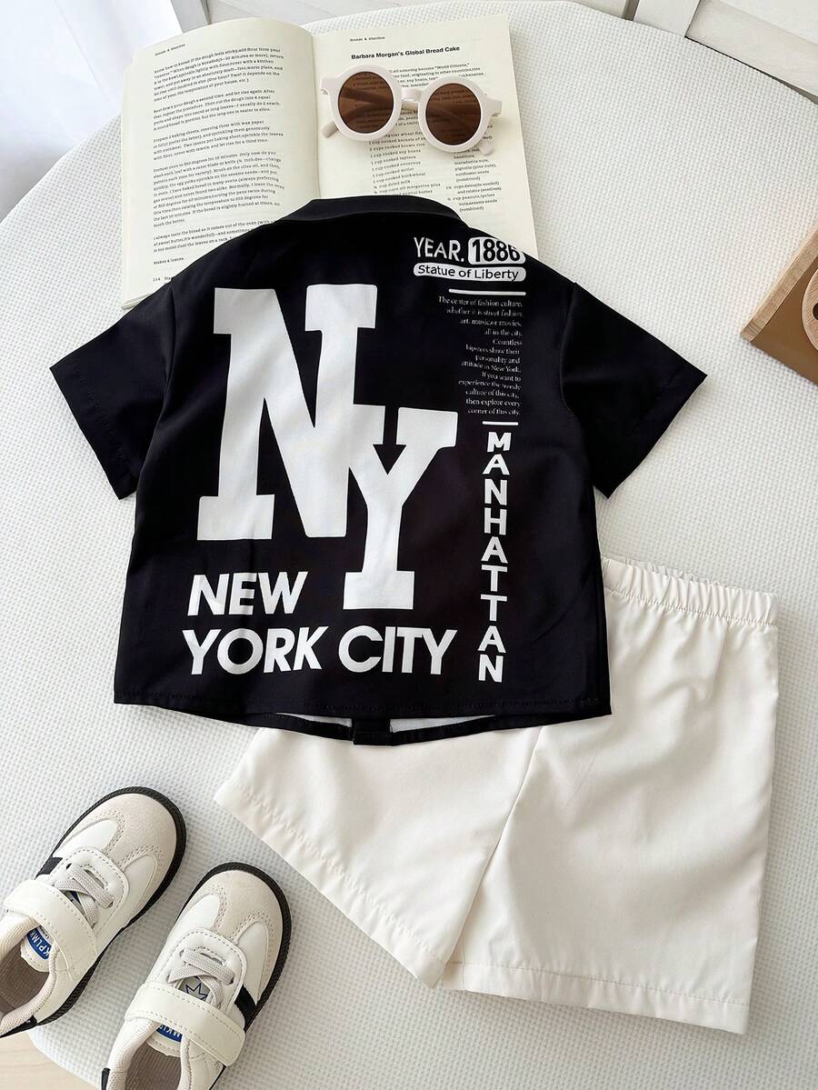 SHEIN Bộ 2 món cho bé trai/bé gái, gồm áo sơ mi ngắn tay in chữ và quần short cạp chun, thích hợp cho mùa xuân/hè, hoạt động ngoài trời và mặc dạo phố. - Đen và trắng - Xem 1