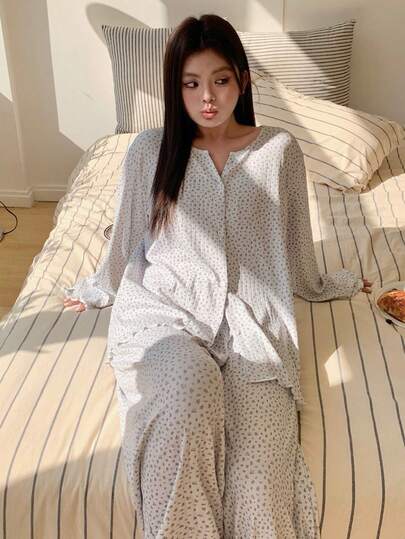 Dazy Plus 大码女式碎花长袖纽扣上衣和裤子睡衣套装