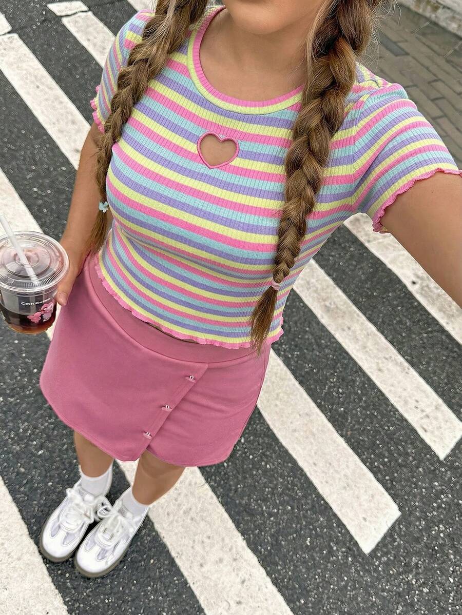 SHEIN 2件套少女心形镂空刺绣条纹T恤和纯色纽扣仿短裙 - 粉色 - 查看 1