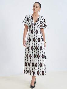Aveloria Modichic Robe longue d'été en mousseline de style bohème vintage pour les vacances, décontractée, pour l'extérieur et les fêtes, imprimé géométrique, col V, manches chauve-souris amples, taille avec lien - Multicolore - Voir 4