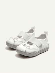Cozy Pixies 1 Pair Spring/Summer Plush Heart Patchwork Cute Retro Sporty Lightweight Durable Ballet Style Baby Sneakers - White - View 5