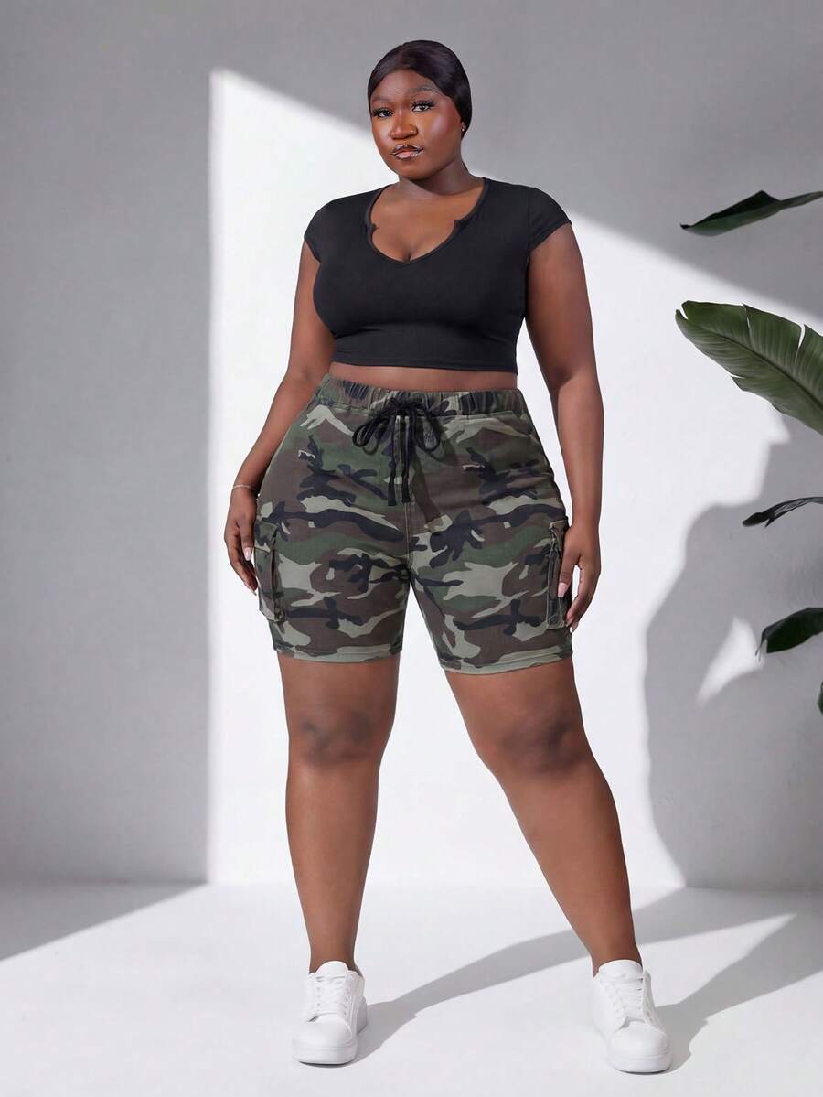 CurvyTilda Plus Size Women's High Waisted Slim Fit Sexy Camo Cargo Denim Shorts, For Hourglass Body Shape, For Body Shape, For Summer - Multicolor - View 1